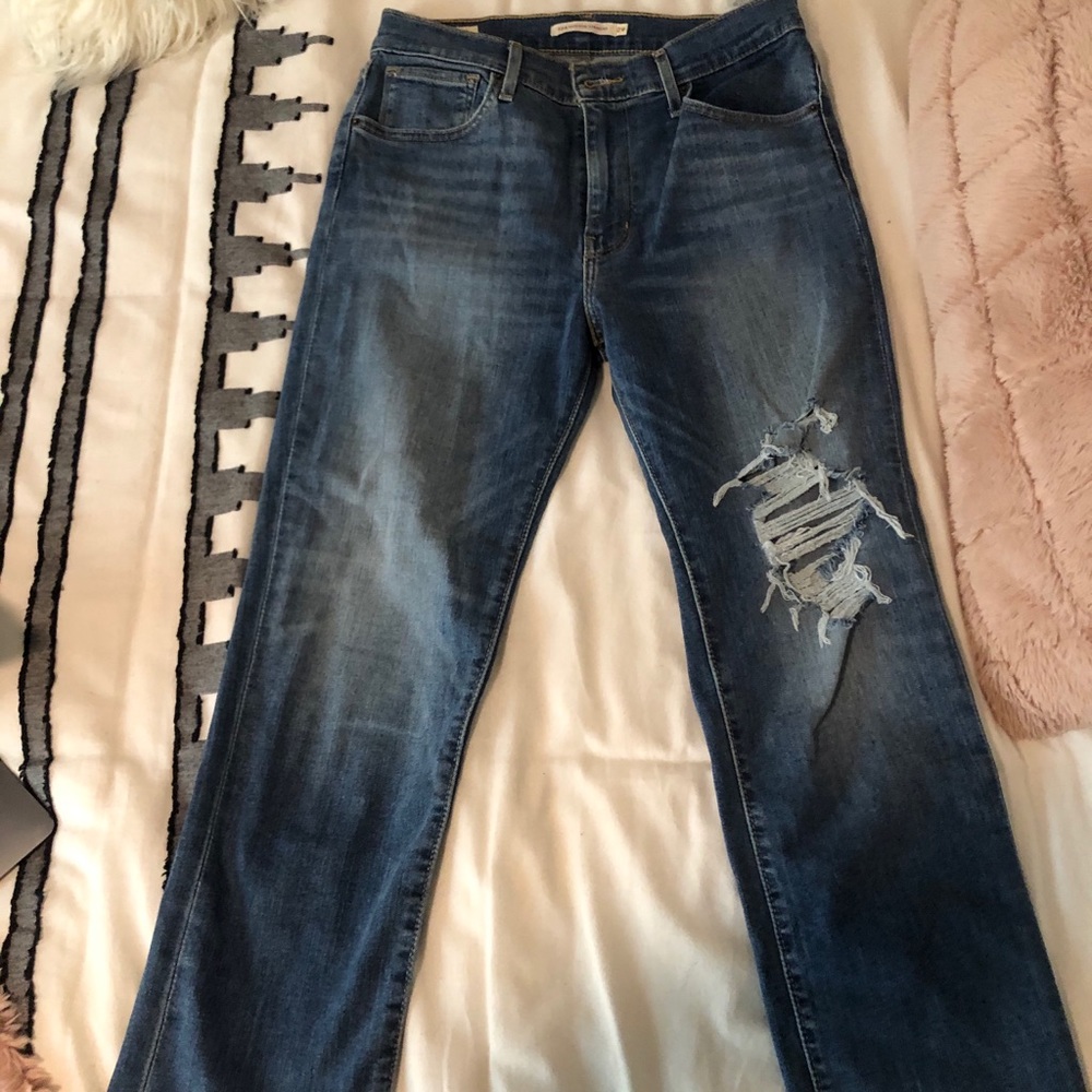 Levi jeans